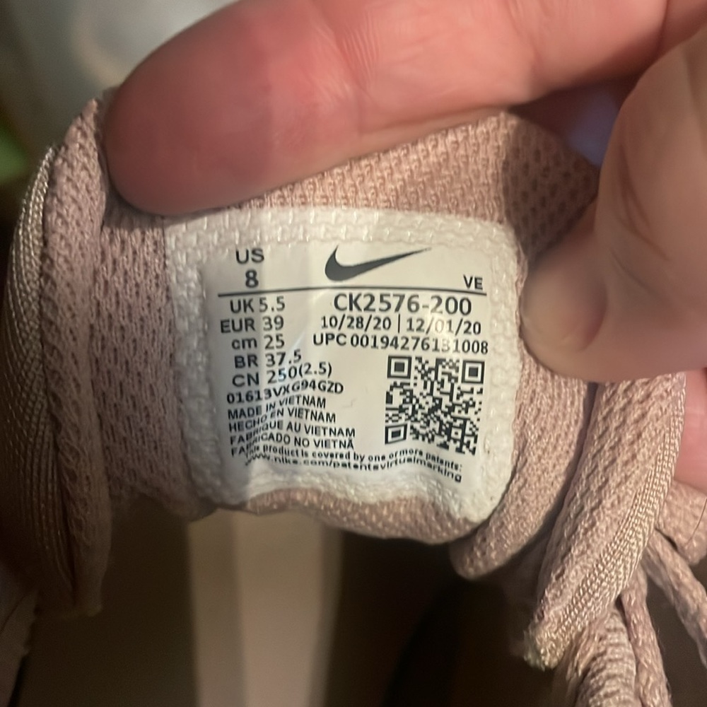 Nike Renew Running Shoe - Picture 9 of 9